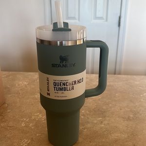 Brand New Stanley. 40 oz. Color is Shale (soft matte)